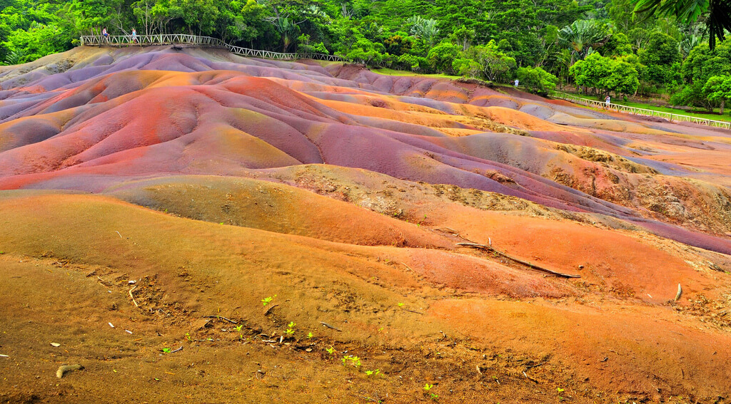 Семицветные пески в Маврикии