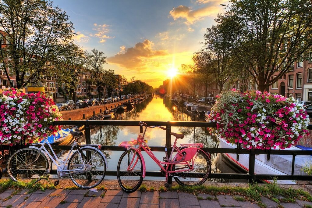 Бесплатный Амстердам